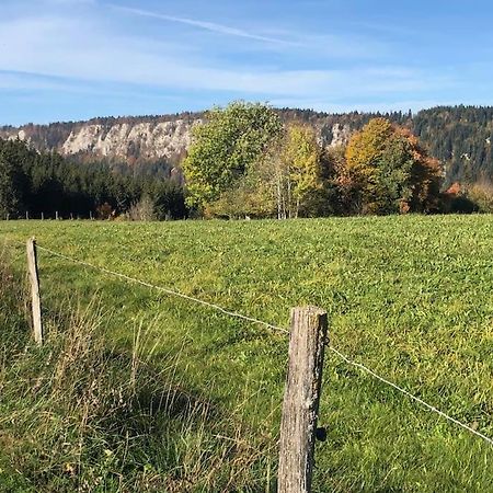 Nuit Insolite - La Cabane Du Haut-Doubs Les Gras المظهر الخارجي الصورة
